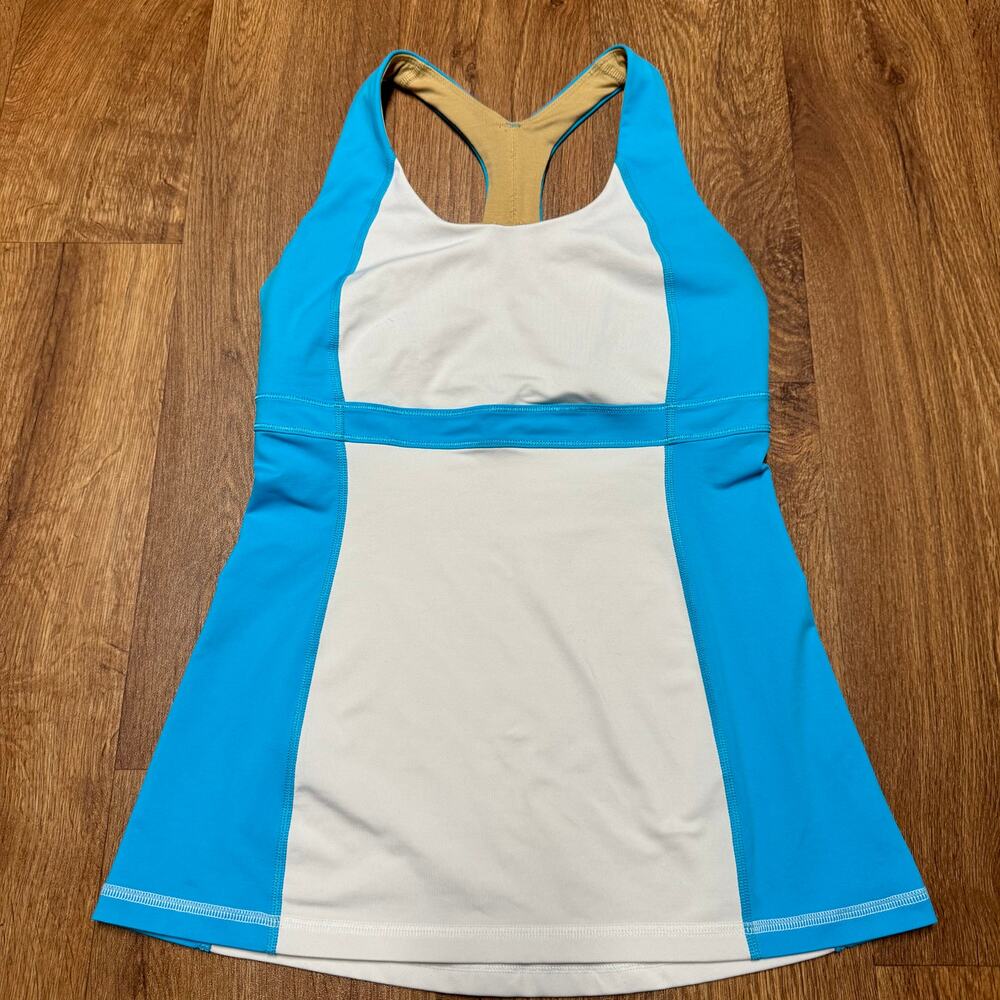 Lululemon Run Fast Track Tank Spyre Blue White Color BlockRacerback Women Size 6
